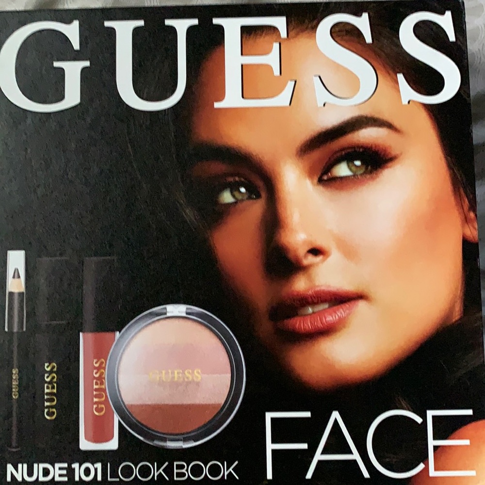 GUESS Look Book
